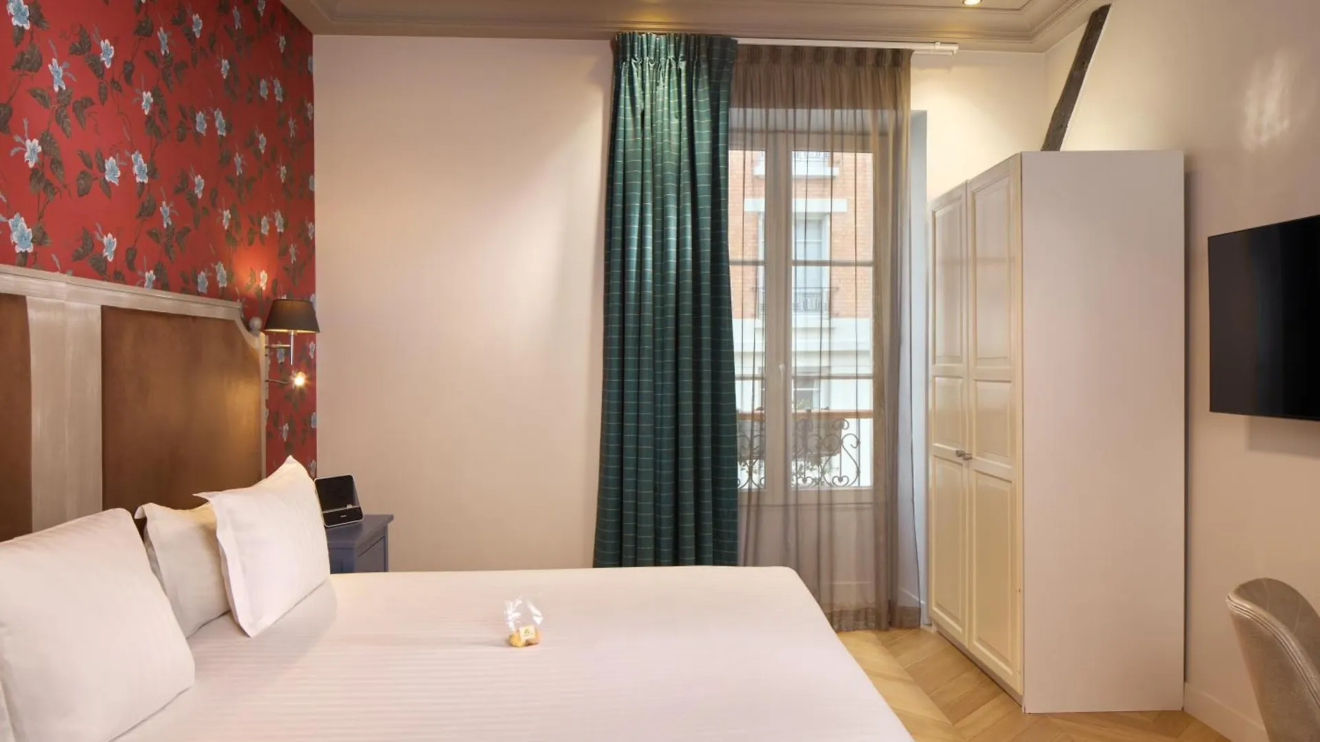 Le Robinet D'or Canal Saint Martin 3*