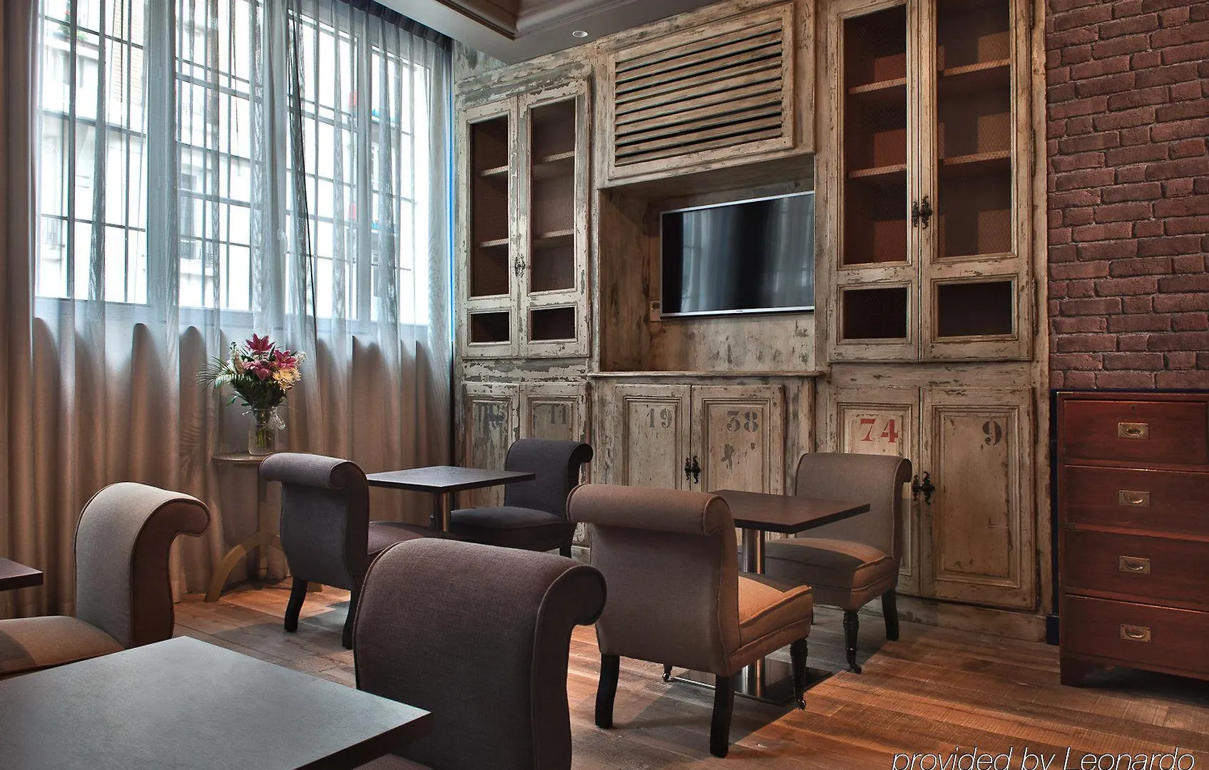 Le Robinet D'or Canal Saint Martin Hotel 3*